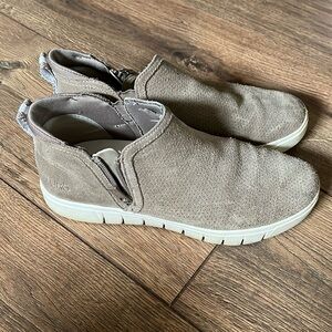 Ryka beige/ taupe suede shoe boot size 8